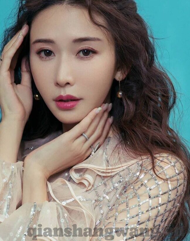 人妻少妇刺激电影-探索人妻少妇题材电影的多元视角与情感张力